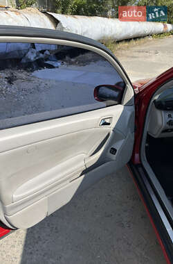 Купе Mercedes-Benz C-Class 2005 в 