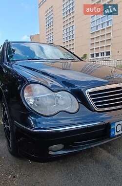 Универсал Mercedes-Benz C-Class 2004 в 