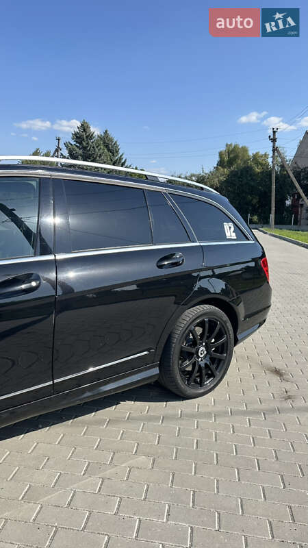Універсал Mercedes-Benz C-Class 2011 в Бершаді