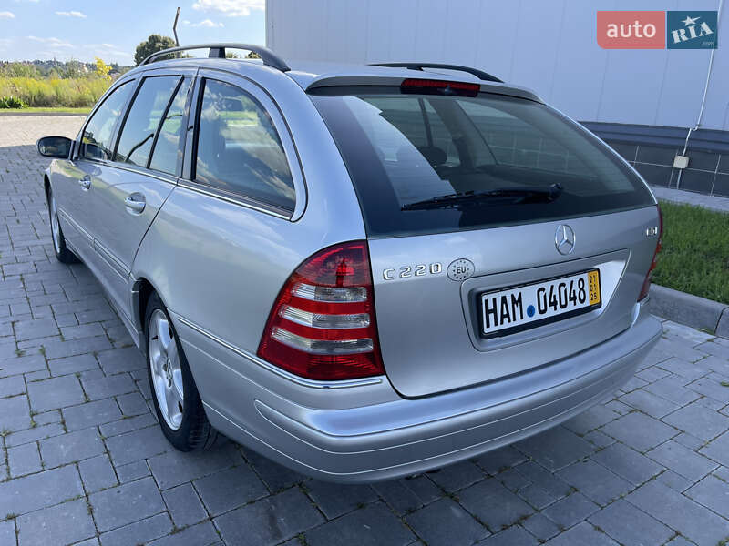 Универсал Mercedes-Benz C-Class 2005 в Ровно