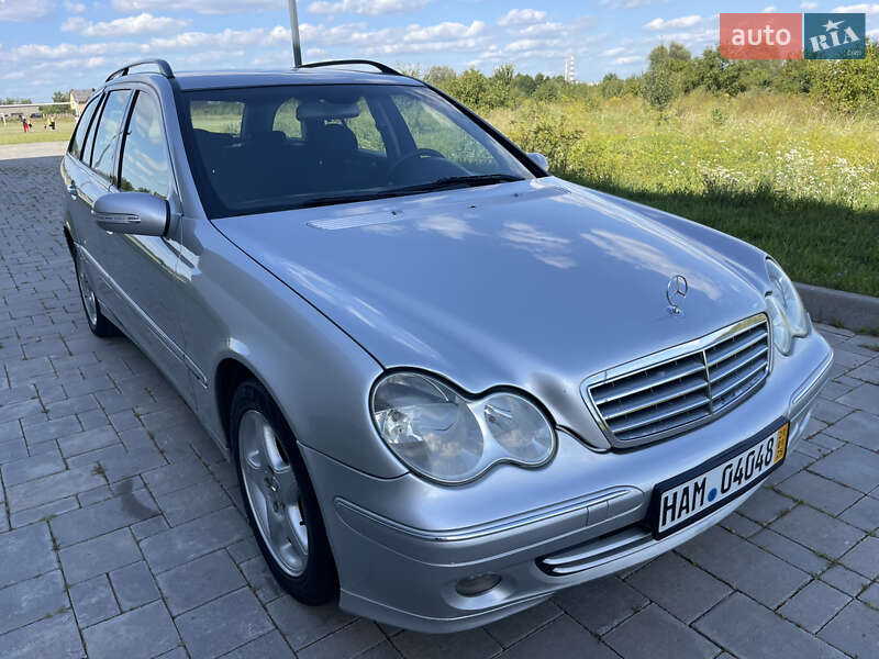 Универсал Mercedes-Benz C-Class 2005 в Ровно