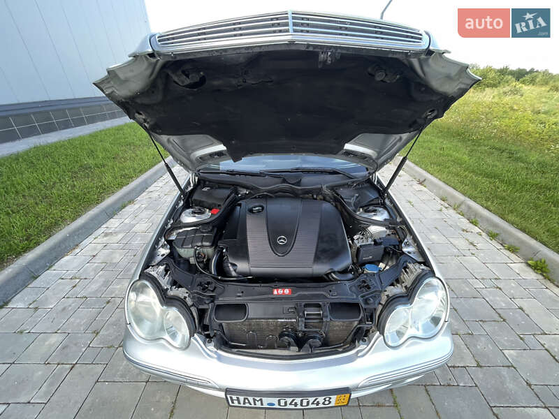 Универсал Mercedes-Benz C-Class 2005 в Ровно