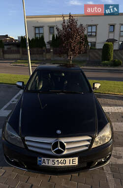 Седан Mercedes-Benz C-Class 2007 в Ровно