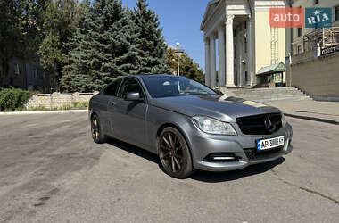 Купе Mercedes-Benz C-Class 2011 в Запорожье