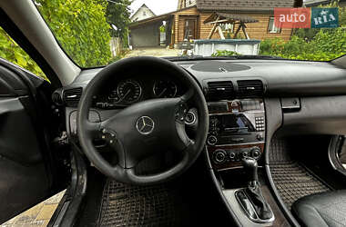 Универсал Mercedes-Benz C-Class 2005 в 