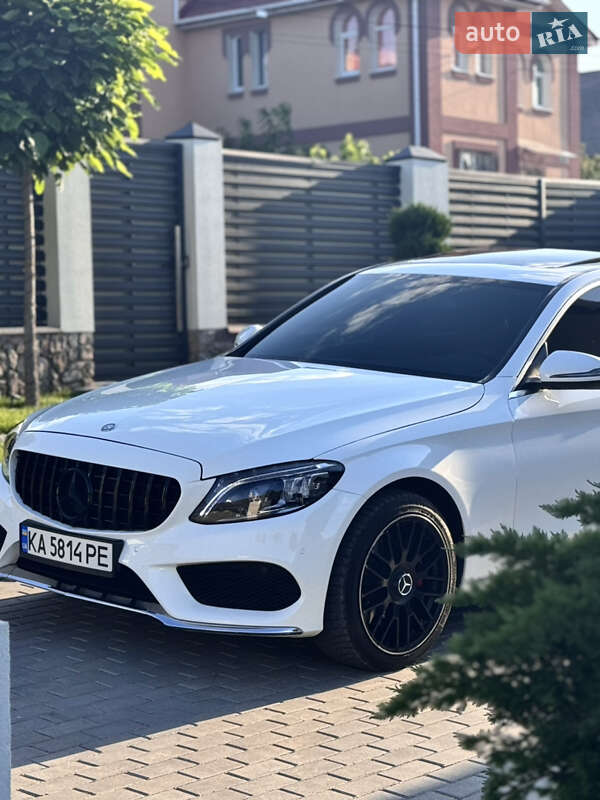 Седан Mercedes-Benz C-Class 2018 в Кропивницькому
