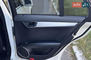 Универсал Mercedes-Benz C-Class 2009 в 
