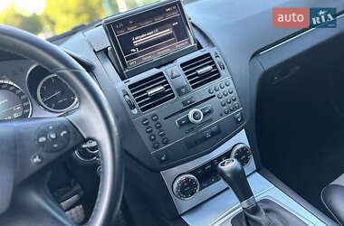 Универсал Mercedes-Benz C-Class 2009 в 