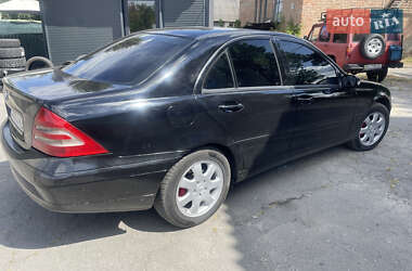 Седан Mercedes-Benz C-Class 2002 в 