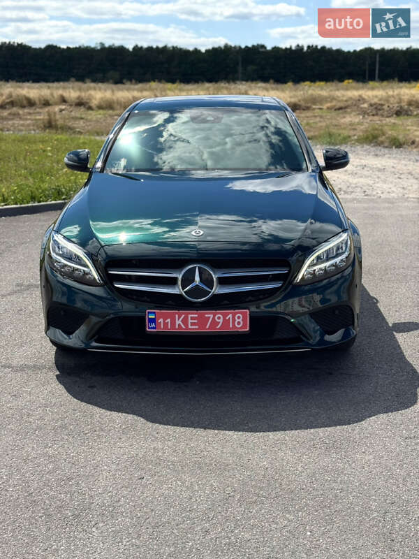 Mercedes-Benz C-Class 2019