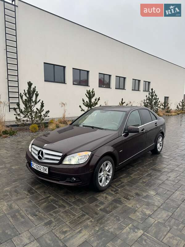 Mercedes-Benz C-Class 2010