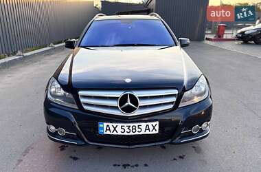 Универсал Mercedes-Benz C-Class 2011 в 