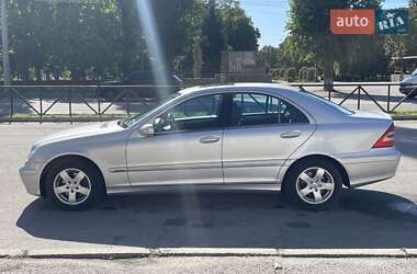 Седан Mercedes-Benz C-Class 2003 в 