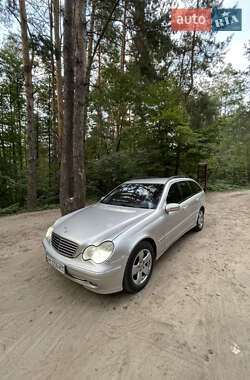Универсал Mercedes-Benz C-Class 2003 в 