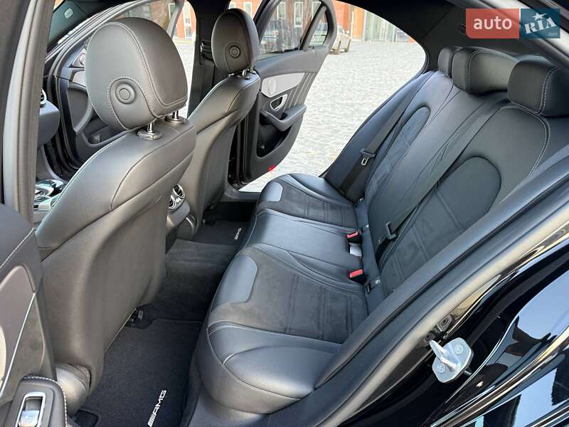 Седан Mercedes-Benz C-Class 2019 в Днепре