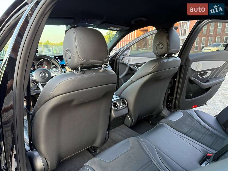 Седан Mercedes-Benz C-Class 2019 в Днепре