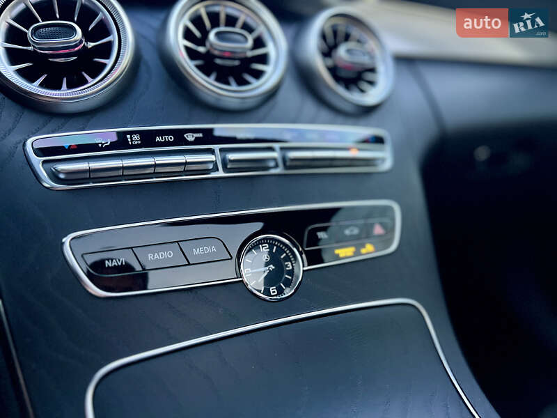 Седан Mercedes-Benz C-Class 2019 в Киеве