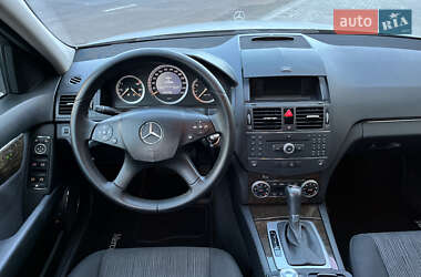 Седан Mercedes-Benz C-Class 2008 в 