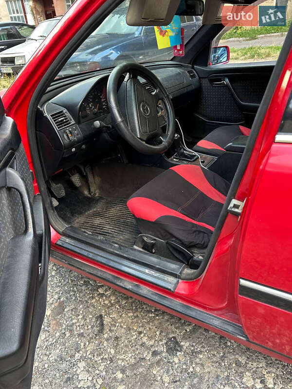 Седан Mercedes-Benz C-Class 1994 в Хмельницком