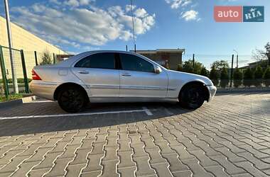 Седан Mercedes-Benz C-Class 2002 в Виннице