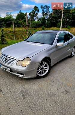 Купе Mercedes-Benz C-Class 2001 в 