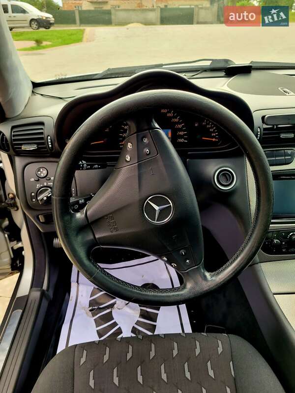 Купе Mercedes-Benz C-Class 2001 в Львове фото 18 Купе Mercedes-Benz C-Class 2001 в Львове