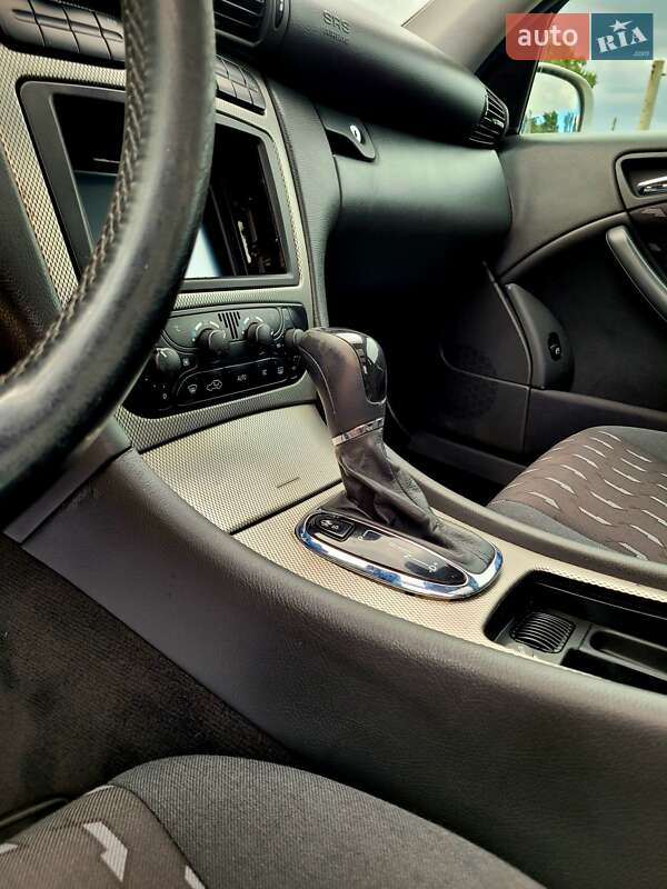 Купе Mercedes-Benz C-Class 2001 в Львове фото 29 Купе Mercedes-Benz C-Class 2001 в Львове