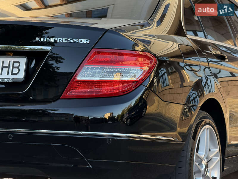 Седан Mercedes-Benz C-Class 2007 в Миколаєві