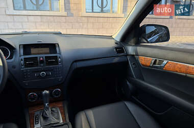 Седан Mercedes-Benz C-Class 2007 в 