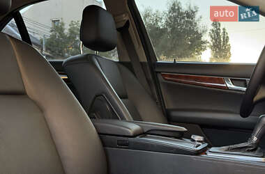 Седан Mercedes-Benz C-Class 2007 в 