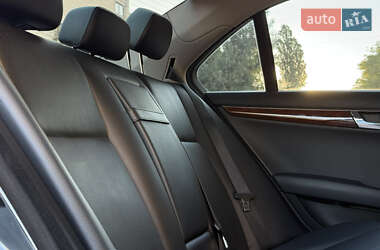 Седан Mercedes-Benz C-Class 2007 в 