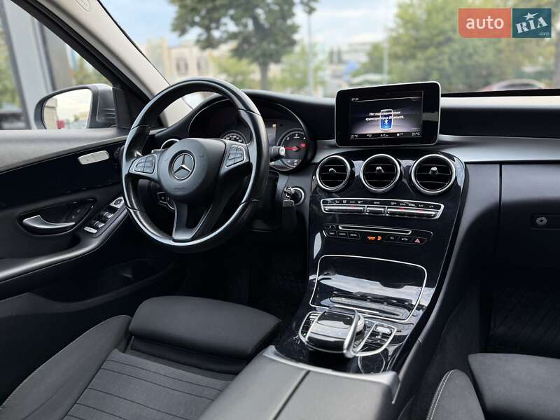Универсал Mercedes-Benz C-Class 2018 в Киеве фото 10 Универсал Mercedes-Benz C-Class 2018 в Киеве