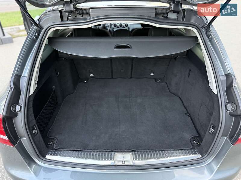Универсал Mercedes-Benz C-Class 2018 в Киеве фото 29 Универсал Mercedes-Benz C-Class 2018 в Киеве