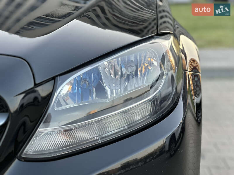 Седан Mercedes-Benz C-Class 2018 в Киеве фото 16 Седан Mercedes-Benz C-Class 2018 в Киеве