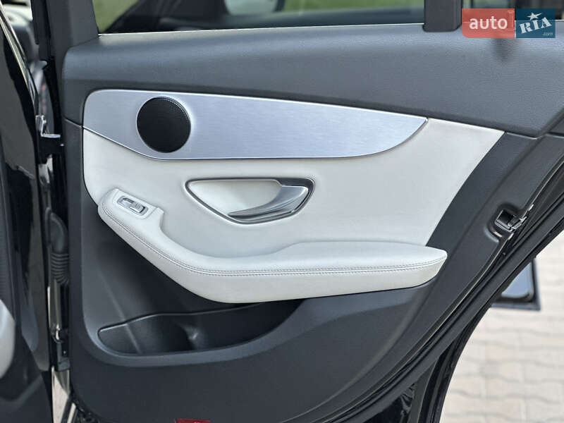 Седан Mercedes-Benz C-Class 2018 в Киеве фото 53 Седан Mercedes-Benz C-Class 2018 в Киеве