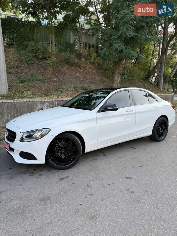 Mercedes-Benz C-Class 2016