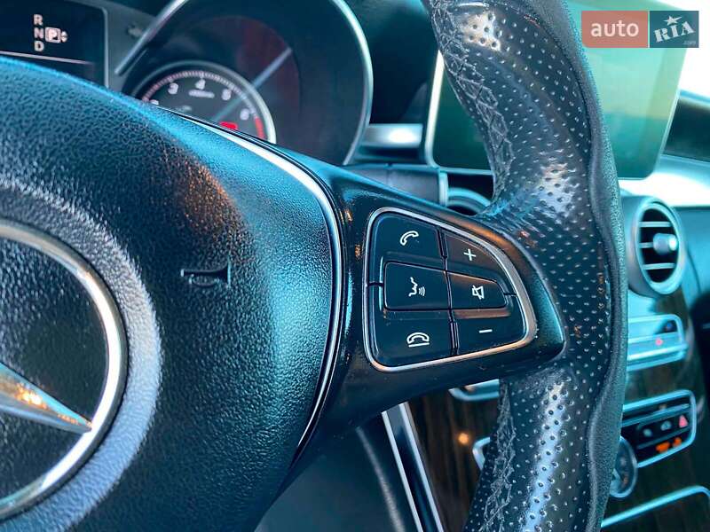 Седан Mercedes-Benz C-Class 2015 в Львове