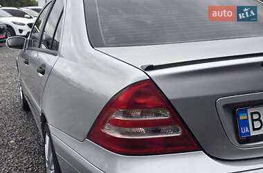 Седан Mercedes-Benz C-Class 2003 в 