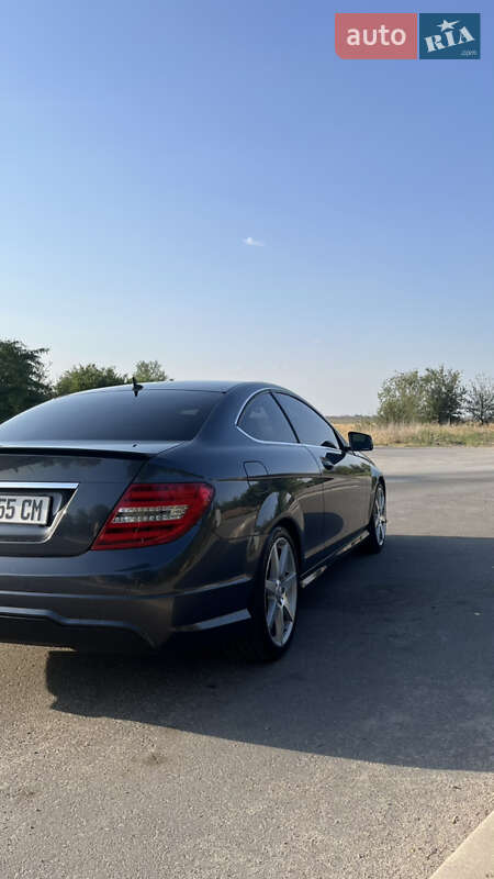 Купе Mercedes-Benz C-Class 2012 в Запорожье