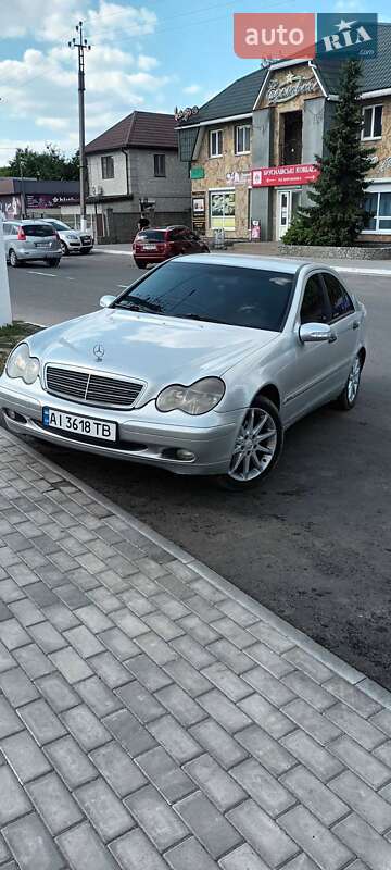Седан Mercedes-Benz C-Class 2001 в Жашкове