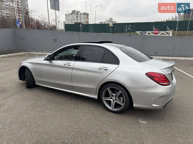 Седан Mercedes-Benz C-Class 2015 в Киеве