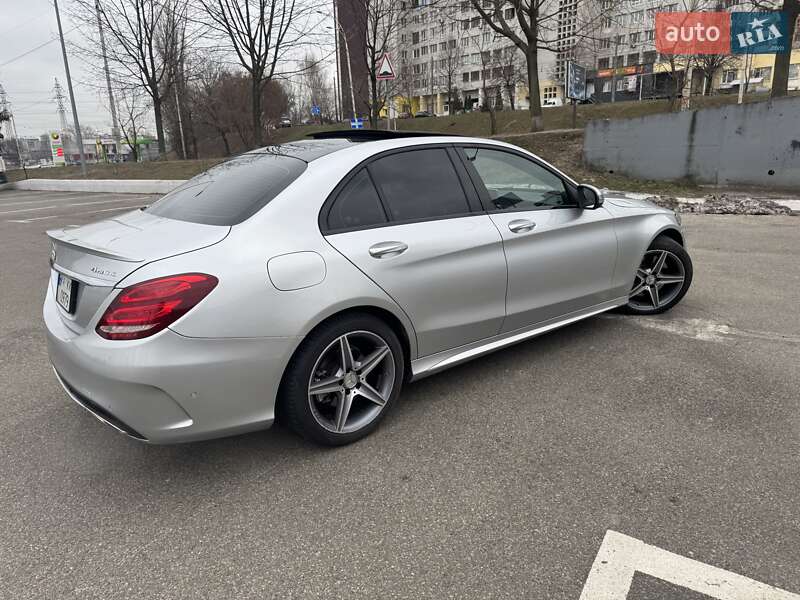 Седан Mercedes-Benz C-Class 2015 в Киеве
