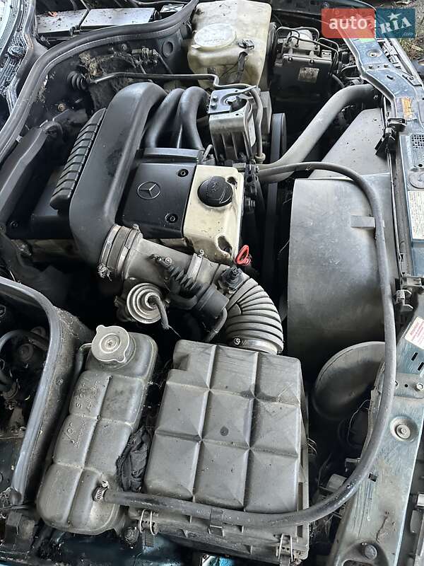 Седан Mercedes-Benz C-Class 1997 в Ровно