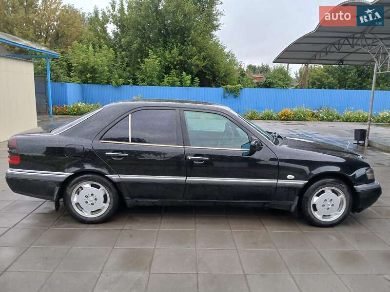 Седан Mercedes-Benz C-Class 1995 в 