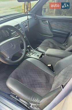 Седан Mercedes-Benz C-Class 1994 в 