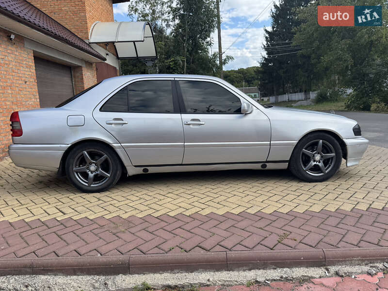 Седан Mercedes-Benz C-Class 1994 в Вороновице фото 9 Седан Mercedes-Benz C-Class 1994 в Вороновице