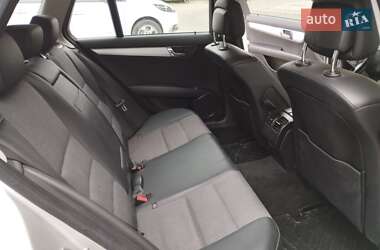 Универсал Mercedes-Benz C-Class 2010 в 