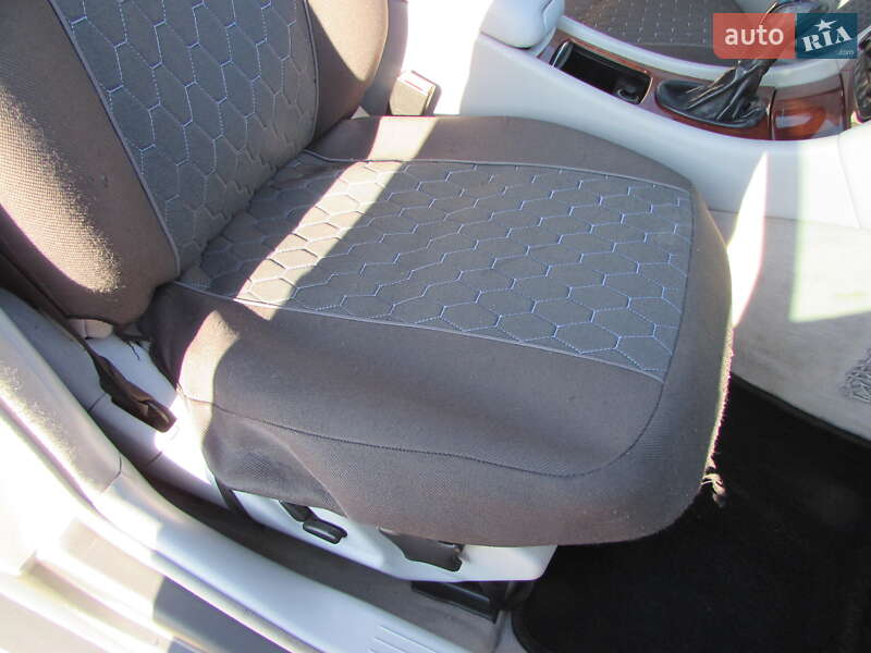 Универсал Mercedes-Benz C-Class 2003 в Кропивницком