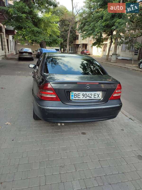 Седан Mercedes-Benz C-Class 2001 в Одессе фото 4 Седан Mercedes-Benz C-Class 2001 в Одессе
