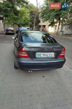 Седан Mercedes-Benz C-Class 2001 в 